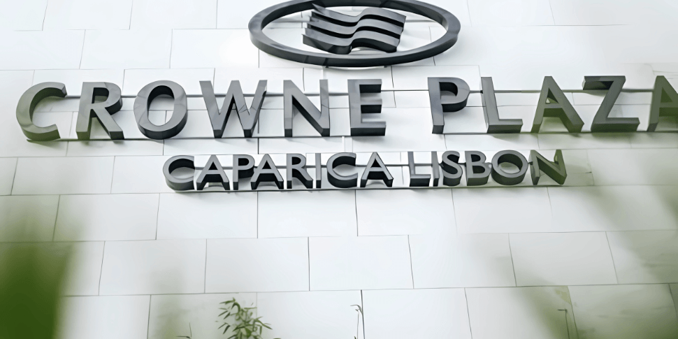 CROWNE_PLAZA Sapo (1)